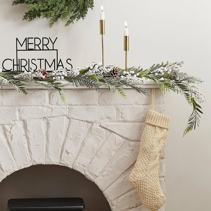 Nordic Noel Berry Christmas Garland