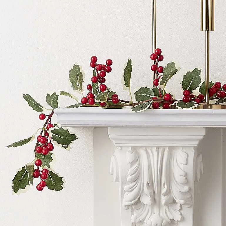Traditional Touches Foliage Christmas Garland